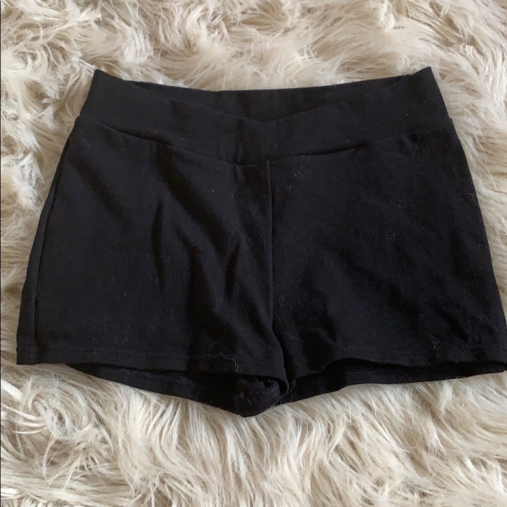NWOT black Capezio dance shorts size medium